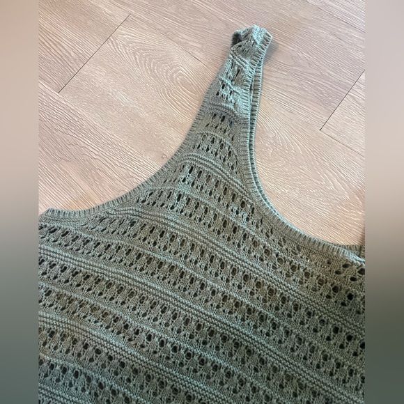 Old Navy crop top 3XL - Picture 2 of 3